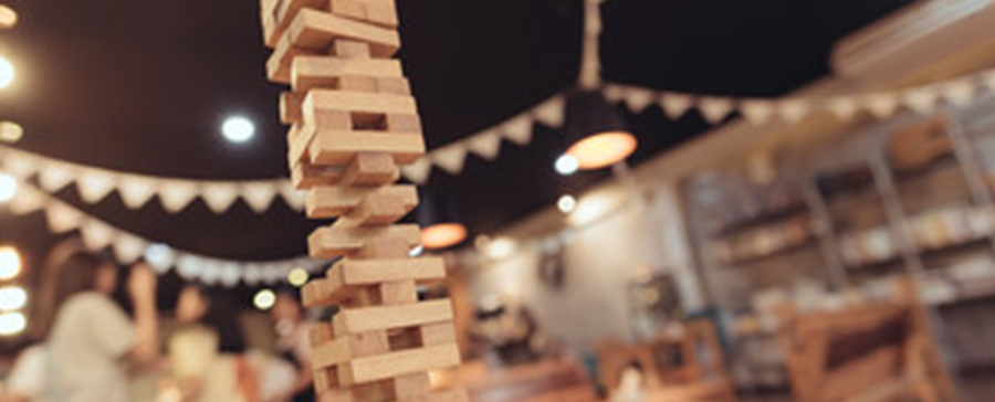 9 einzigartige Gästebuch-Ideen für jeden Anlass Jenga - 9 einzigartige Gästebuch-Ideen für jeden Anlass